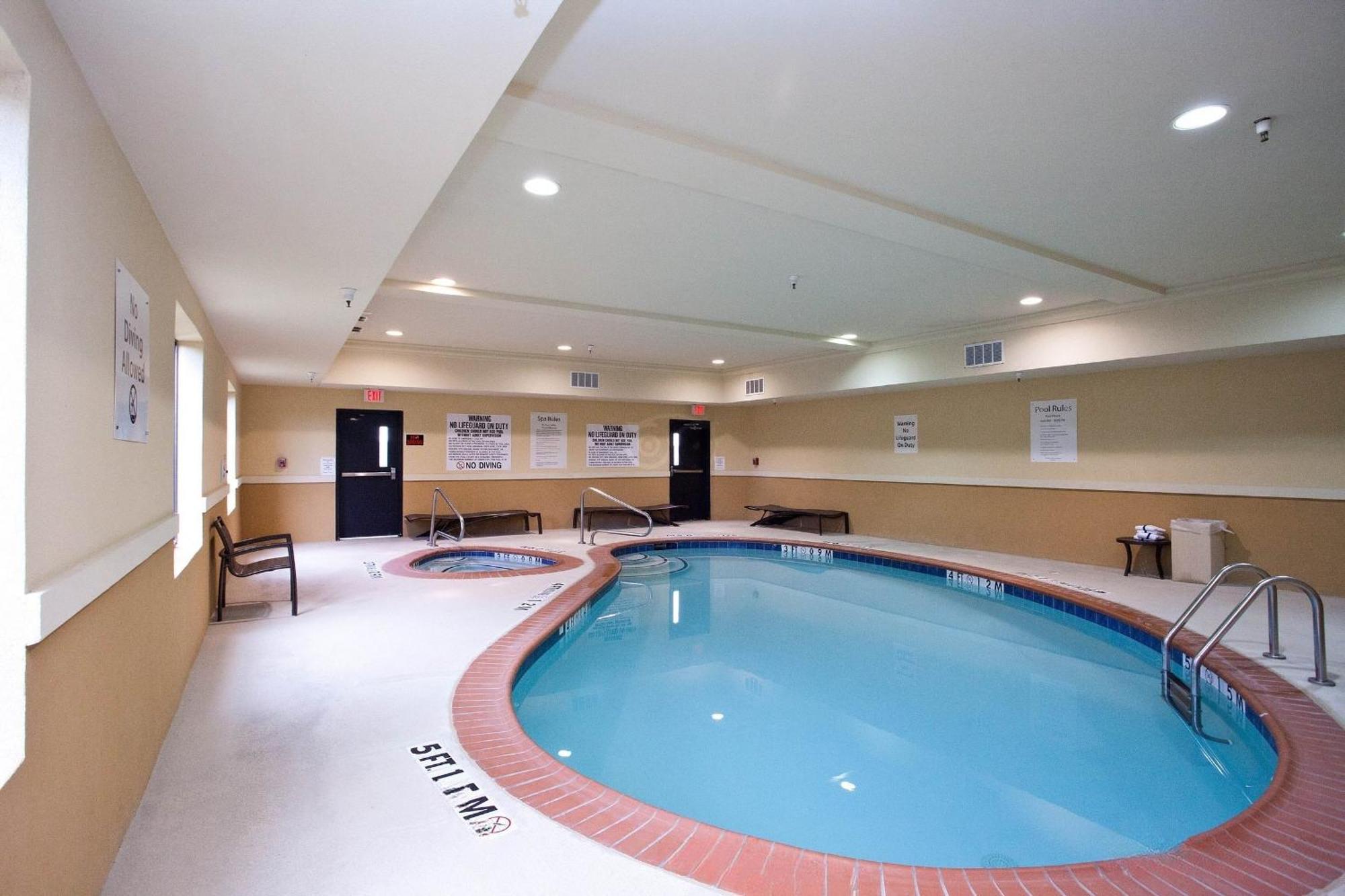 Comfort Inn & Suites Dallas Medical-Market Center Eksteriør billede